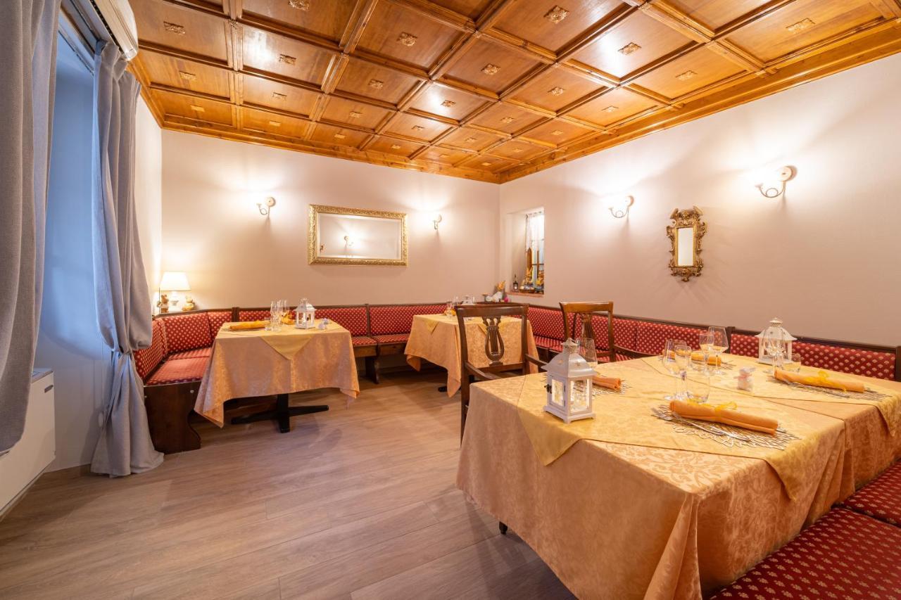 Borgo Dei Poeti Romantik Hotel Manerba del Garda Εξωτερικό φωτογραφία