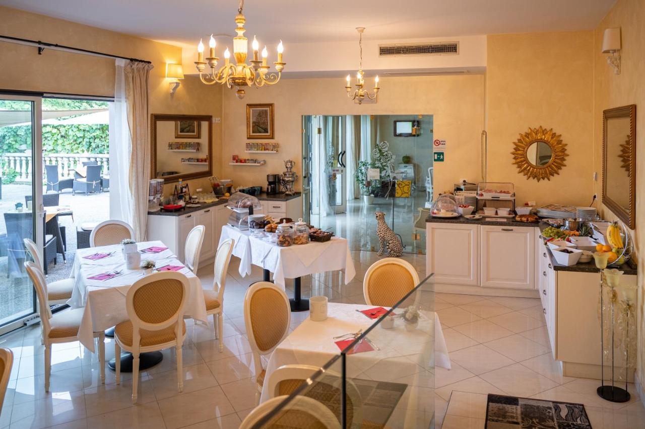 Borgo Dei Poeti Romantik Hotel Manerba del Garda Εξωτερικό φωτογραφία