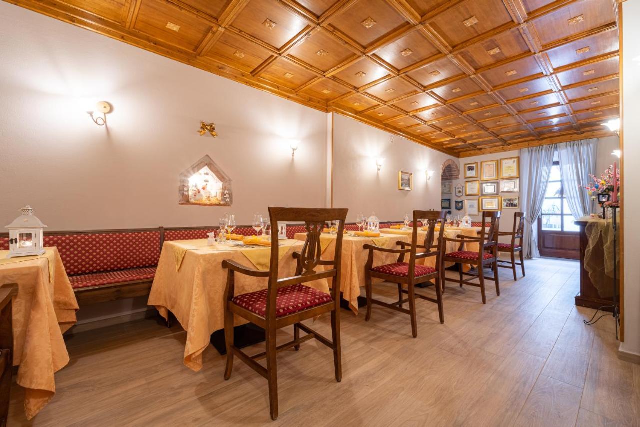 Borgo Dei Poeti Romantik Hotel Manerba del Garda Εξωτερικό φωτογραφία