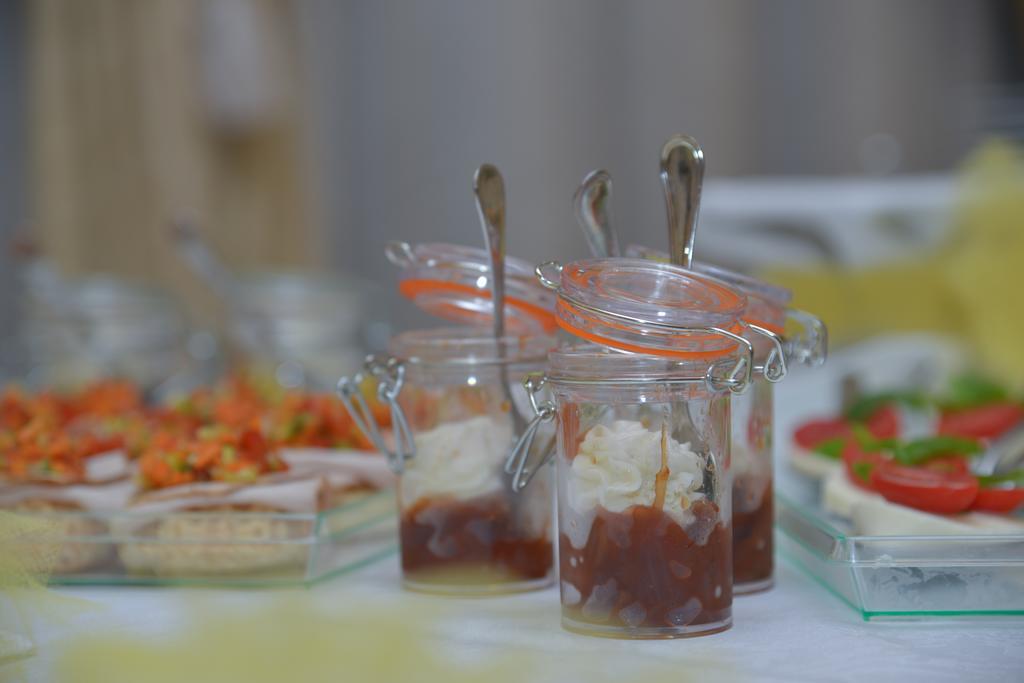 Borgo Dei Poeti Romantik Hotel Manerba del Garda Εξωτερικό φωτογραφία