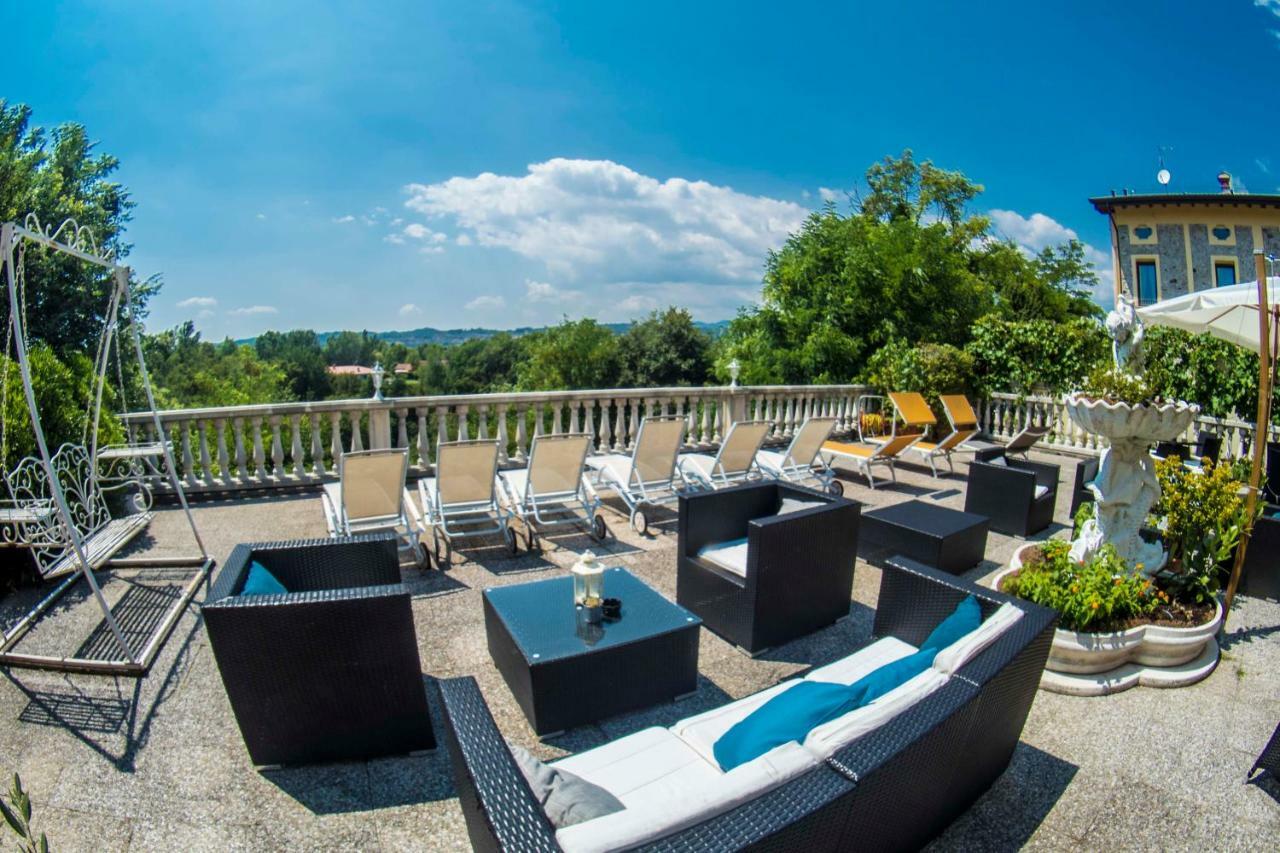 Borgo Dei Poeti Romantik Hotel Manerba del Garda Εξωτερικό φωτογραφία
