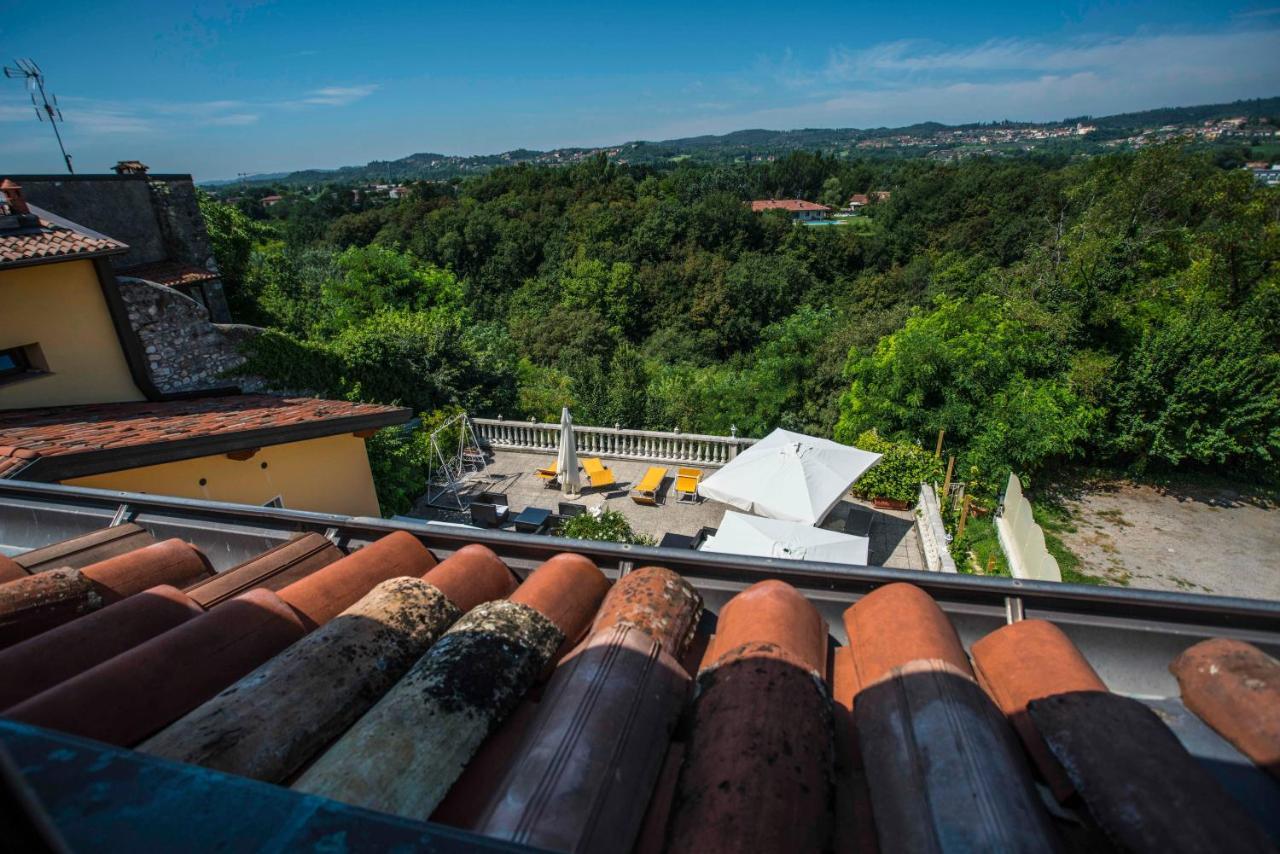 Borgo Dei Poeti Romantik Hotel Manerba del Garda Εξωτερικό φωτογραφία
